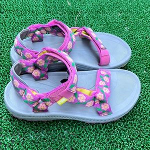 Teva youth size 3